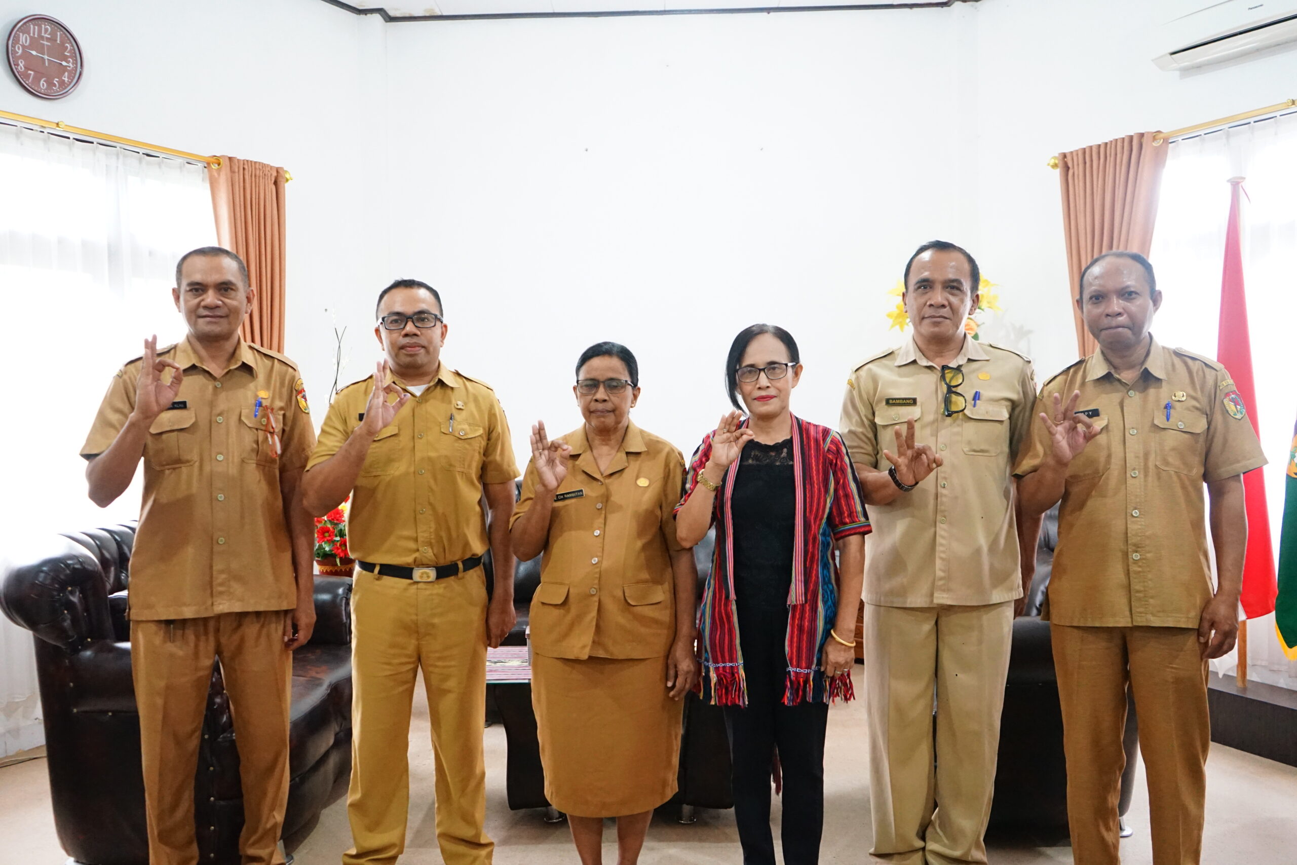 Serah Terima Jabatan Camat Raimanuk, Disaksikan Pj. Sekda Kabupaten Belu - PEMERINTAH KABUPATEN BELU